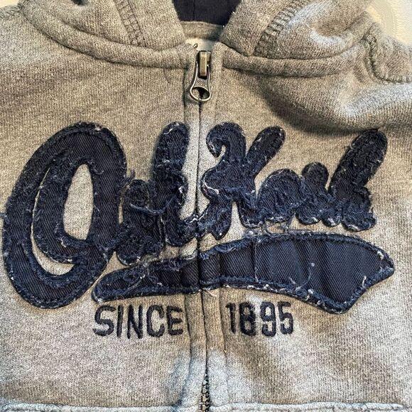 OshKosh B’gosh grey hoodie sweatshirt front zip kangaroo pockets lined hood unis - Picture 2 of 11